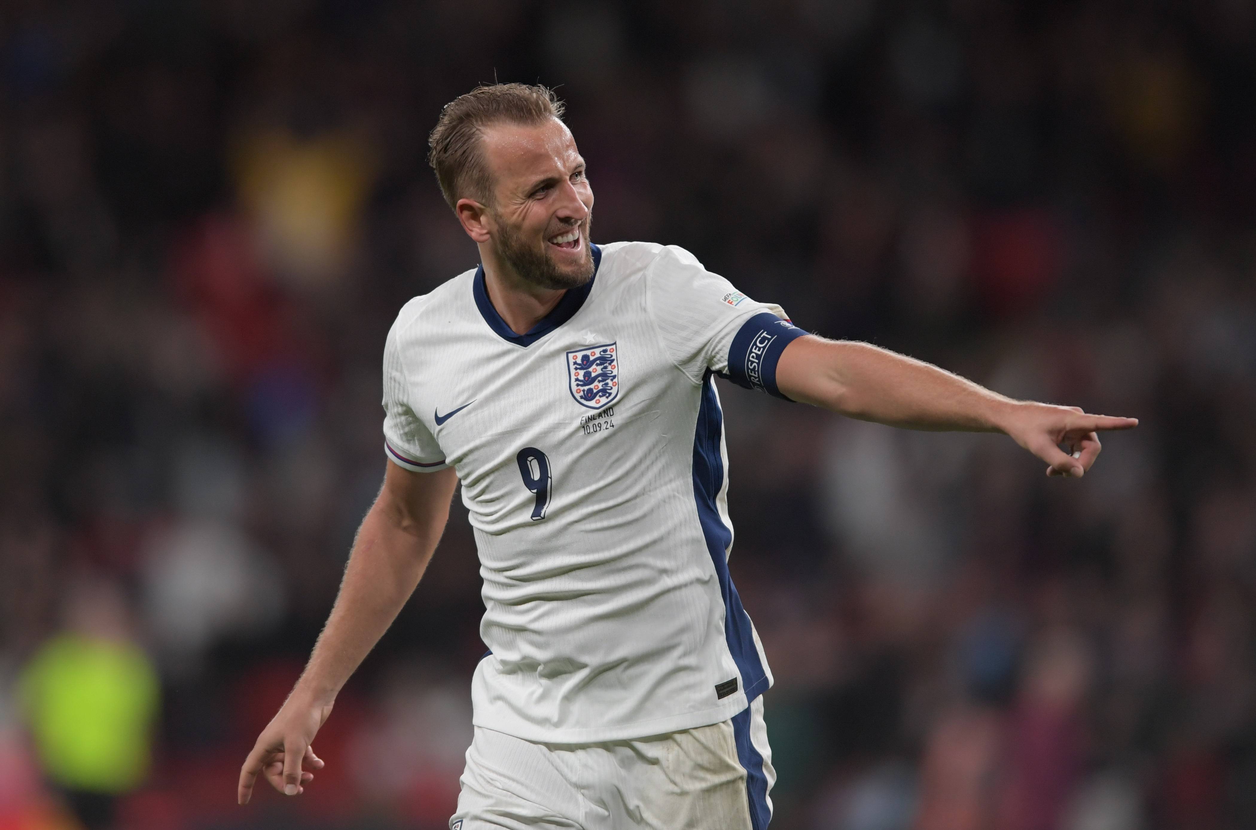 包含凯恩连续十二场比赛得分超过挺进下一轮，西班牙队挑战极限！的词条