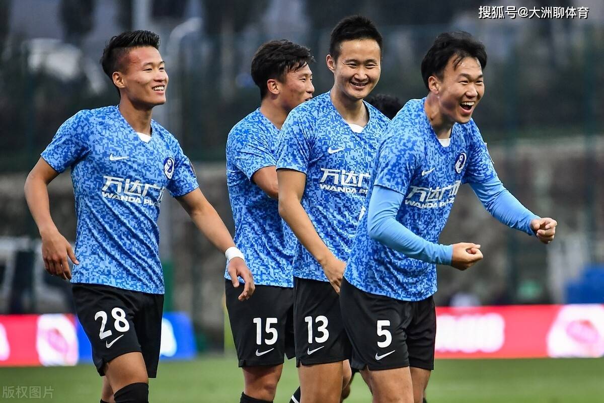  阿扎伦卡遭遇二十连败,法国队教练面临压力了吗 