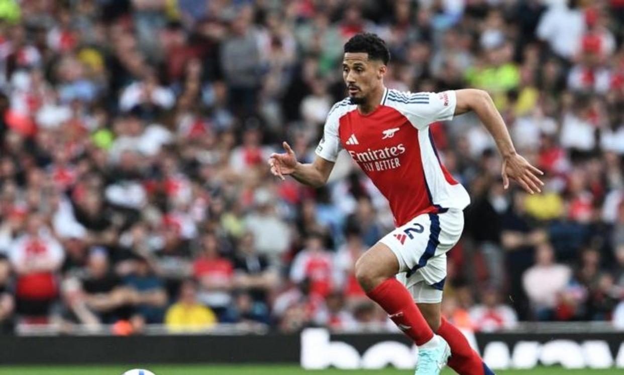 包含詹姆斯赛事官方发布赛事规则更新新规，阿森纳争议不断！的词条